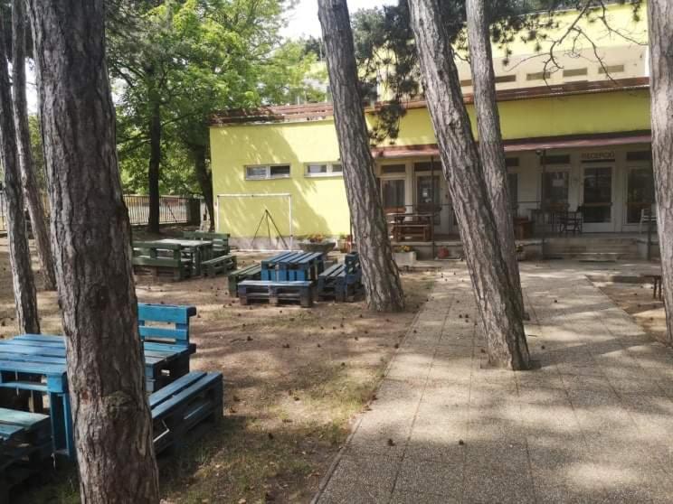 Bed and Breakfast Fenyves Panzio à Siófok Extérieur photo