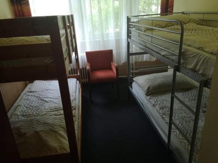 Bed and Breakfast Fenyves Panzio à Siófok Extérieur photo