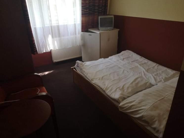 Bed and Breakfast Fenyves Panzio à Siófok Extérieur photo